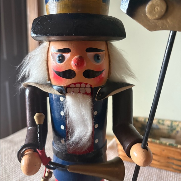 Classic Nutcracker Soldier Figurine - Blue and Red - Picture 2 of 3